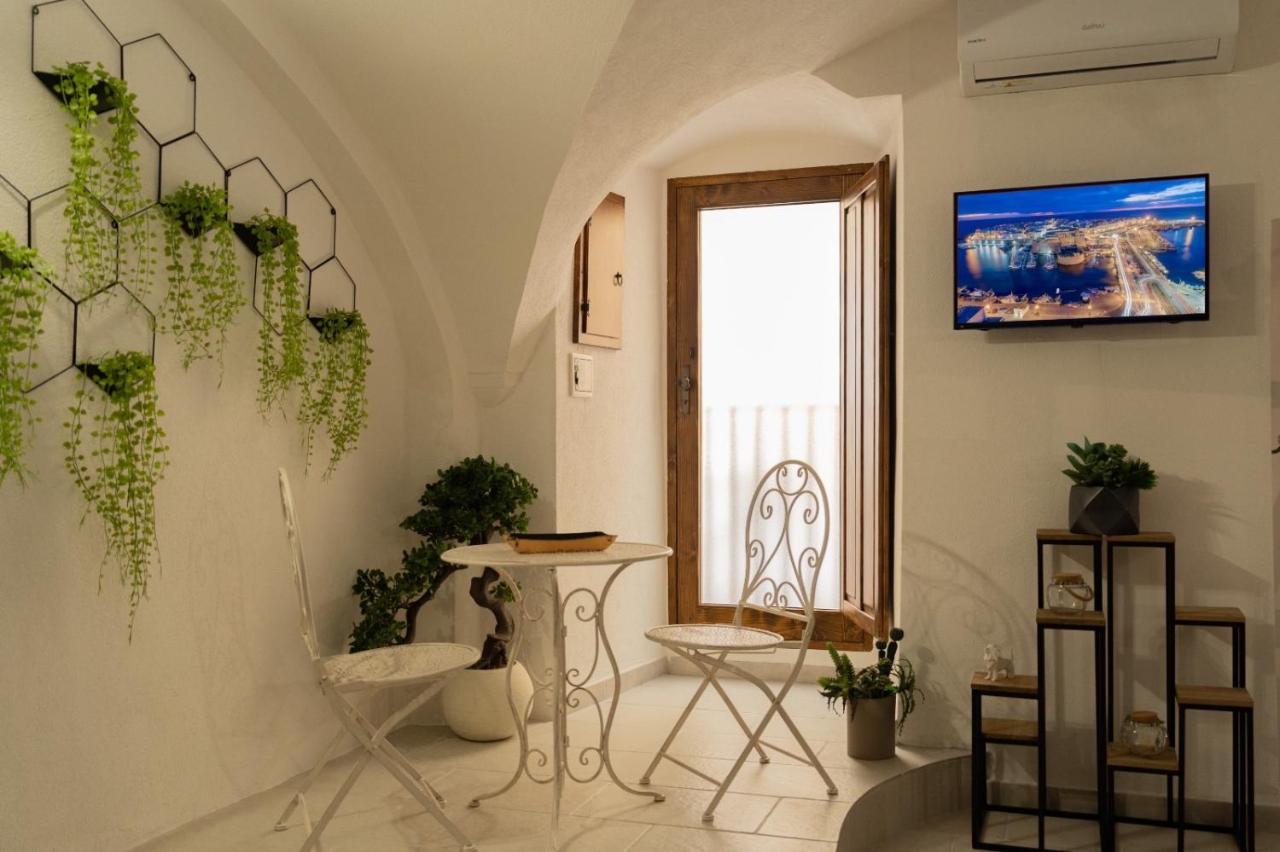 Romantic Centro Storico Apartment