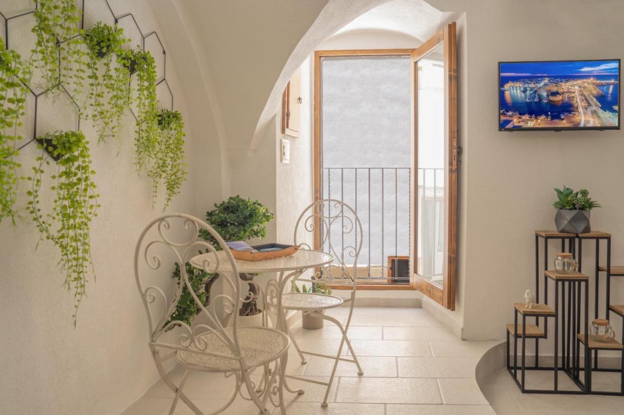 Romantic Centro Storico Apartment Gallipoli