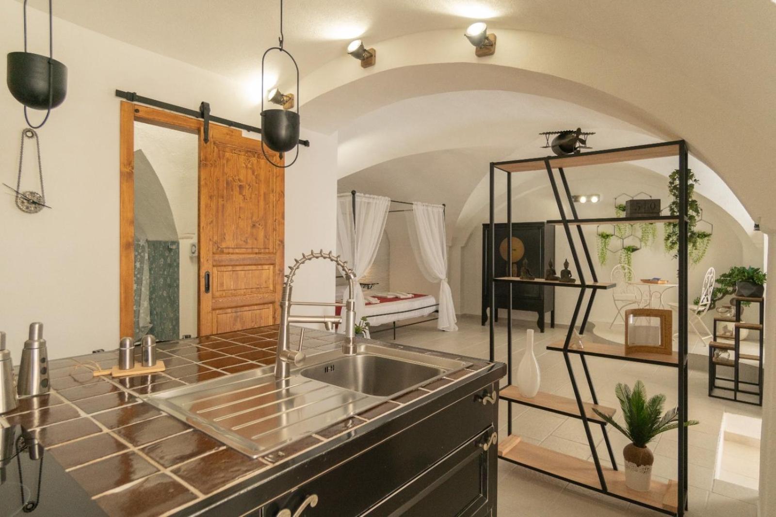 Romantic Centro Storico Apartment